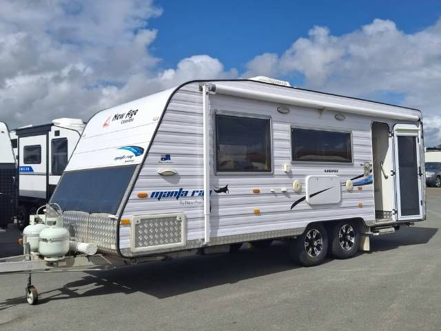 2015 New Age Manta Ray Caravan Immediate Delivery For Sale At $49,990 ...